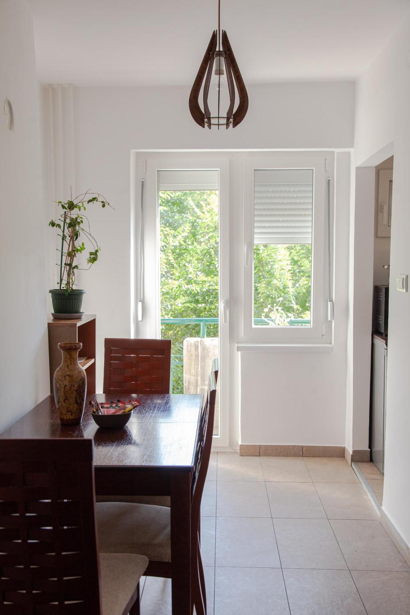 Lea Apartment *